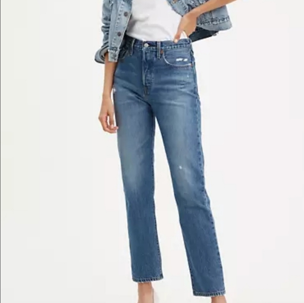 LEVIS 501 original fit medium wash size 29